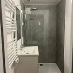 Spacieuse Maison A - Accueille 14 Personnes פוזוז'